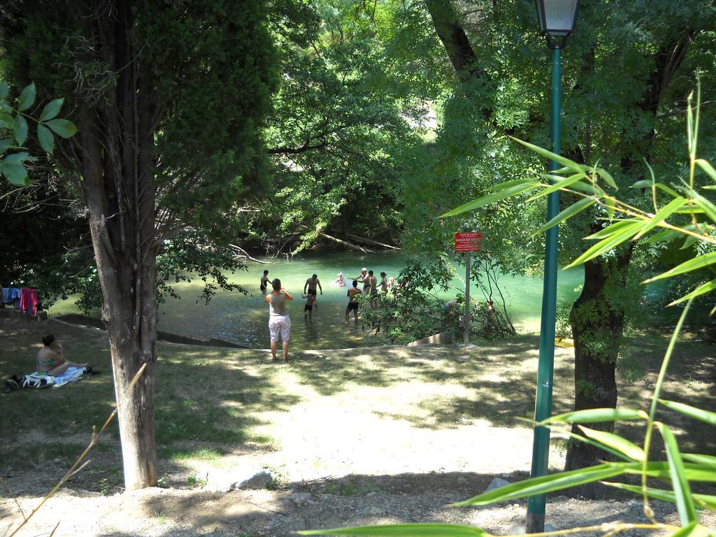 Camping Les Fouguieres Ξενοδοχείο Carcès Εξωτερικό φωτογραφία